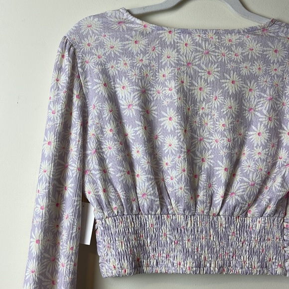 Elodie Lavender Floral Chloe Top NWOT Size Medium - Picture 7 of 9